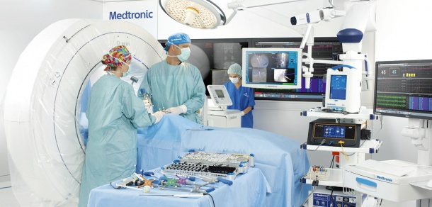 Photo: Next generation O-arm – Surgical Imaging System
